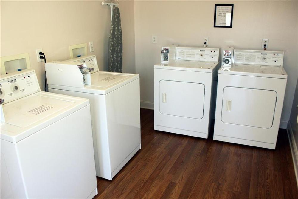 Affordable Suites Graham Удобства фото